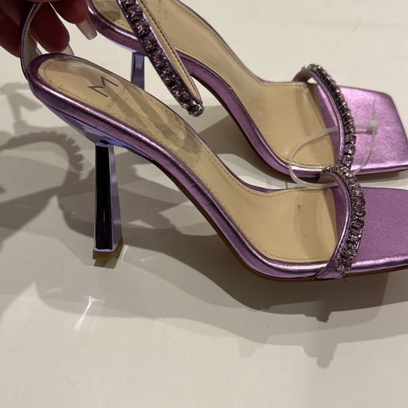 Marc Fisher NWT Karima Heel Stone Square Toe Strap Sandals. Light Purple,no box. - Picture 11 of 13